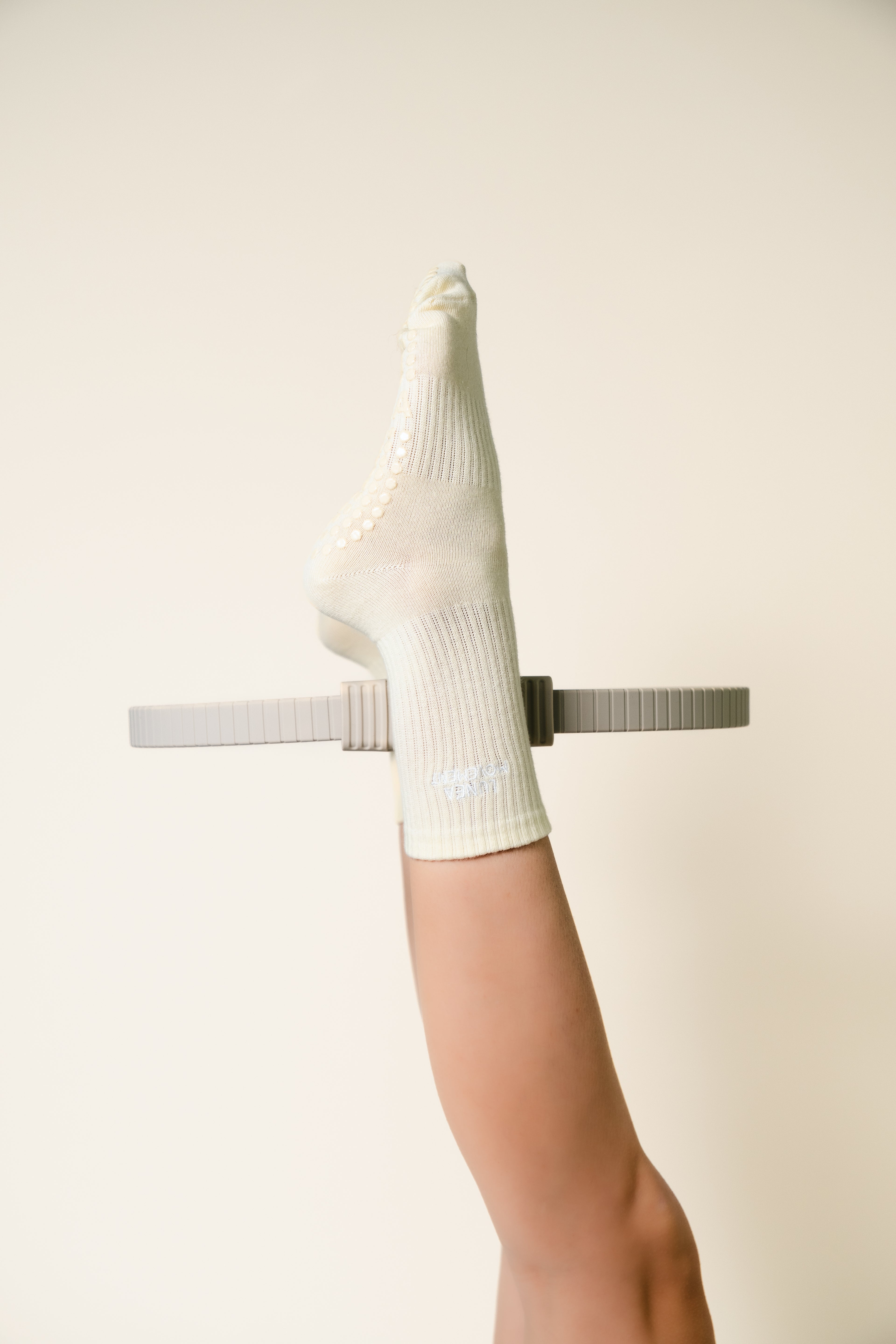 GRIP SOCK - LUNEA MOVEMENT BUTTER YELLOW