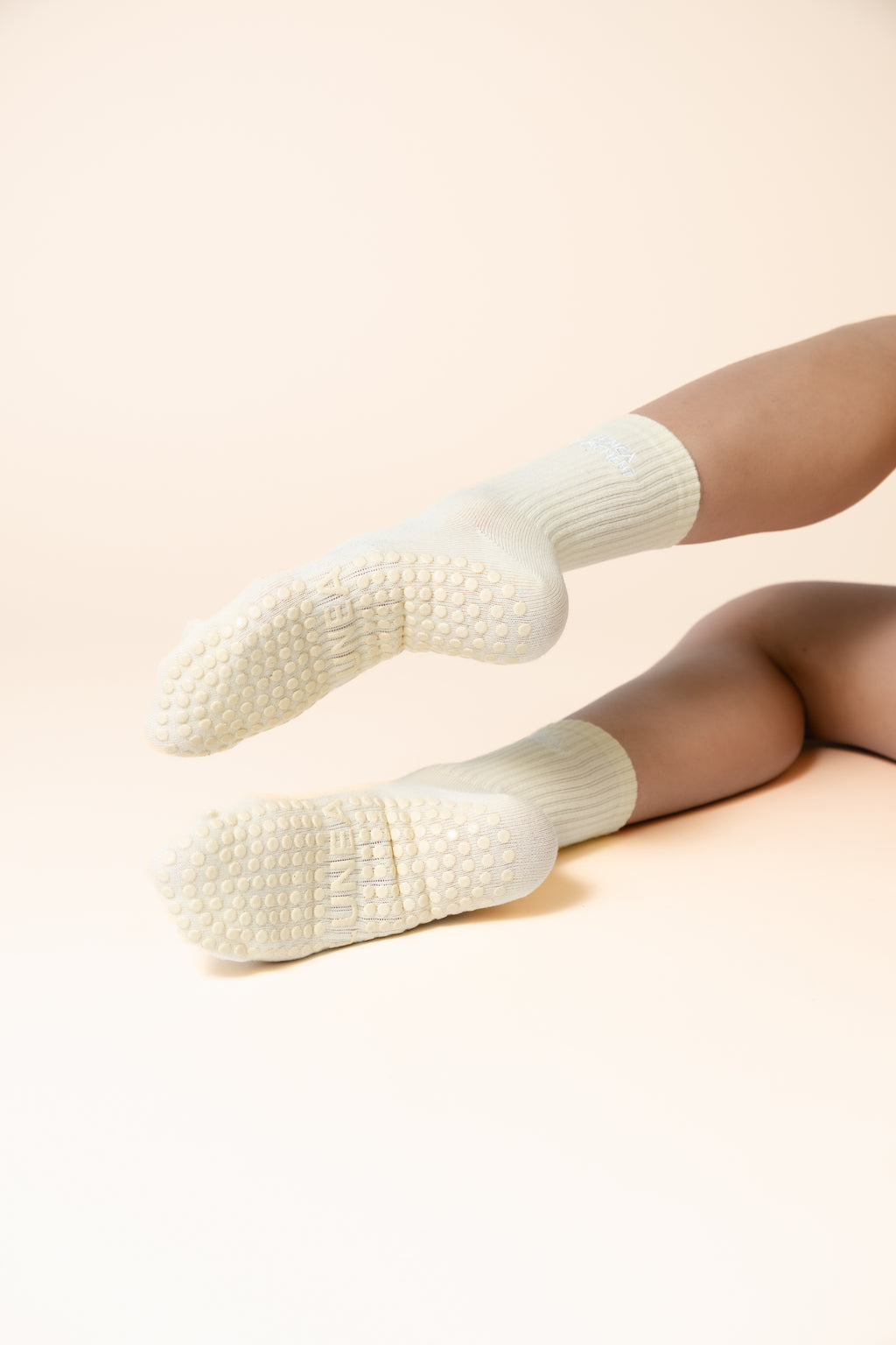 GRIP SOCK - LUNEA MOVEMENT BUTTER YELLOW
