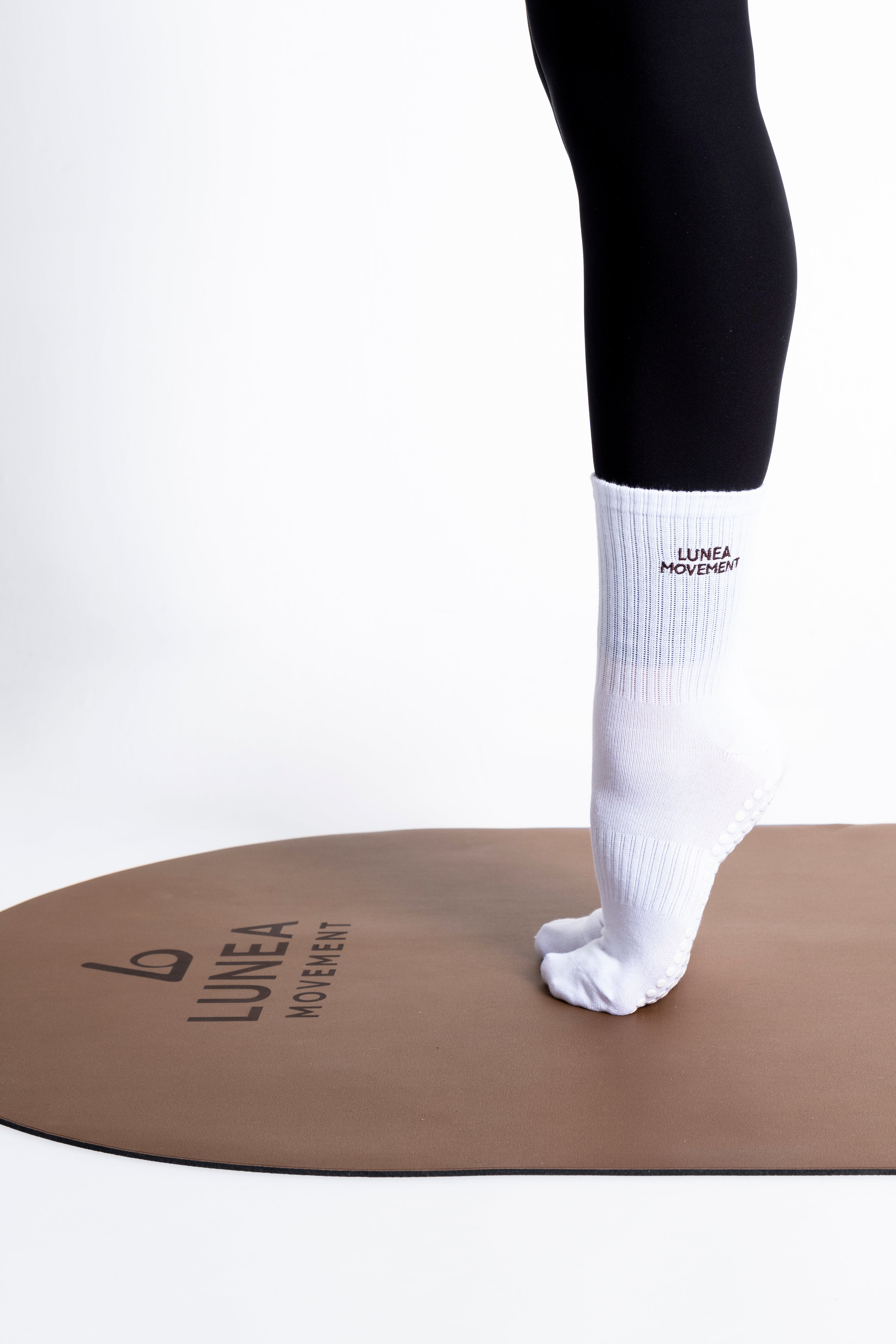 GRIP SOCK - LUNEA MOVEMENT WHITE