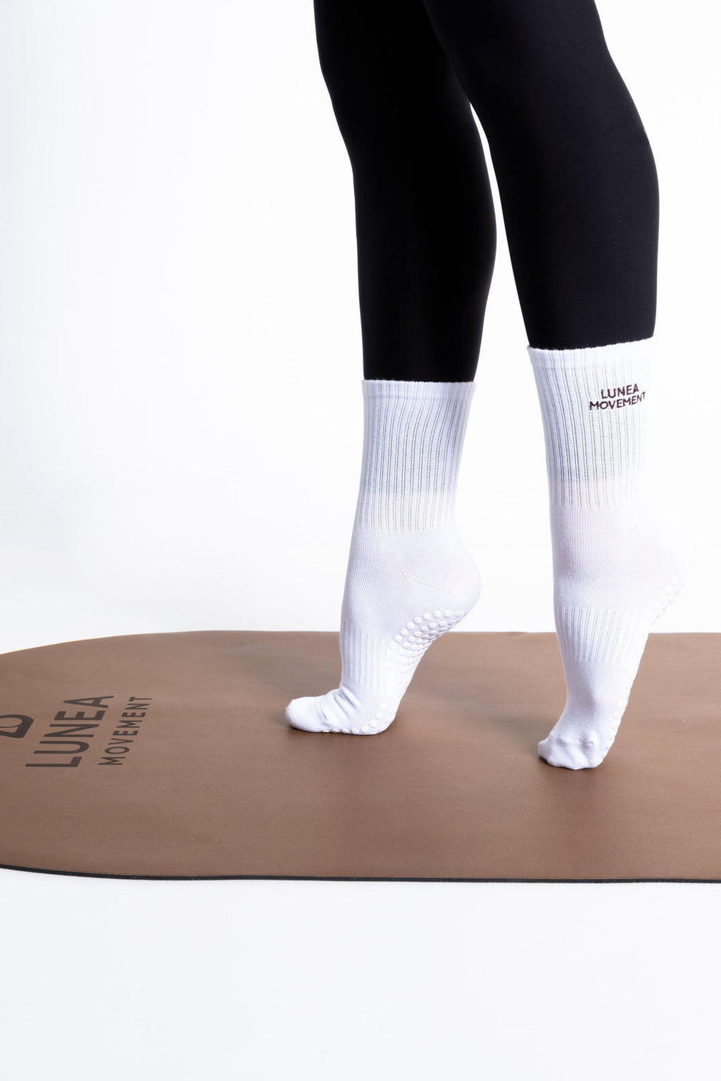 GRIP SOCK - LUNEA MOVEMENT WHITE